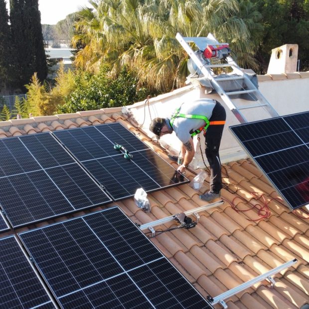 Installation d'un panneau solaire en Occitanie | weAre Solar