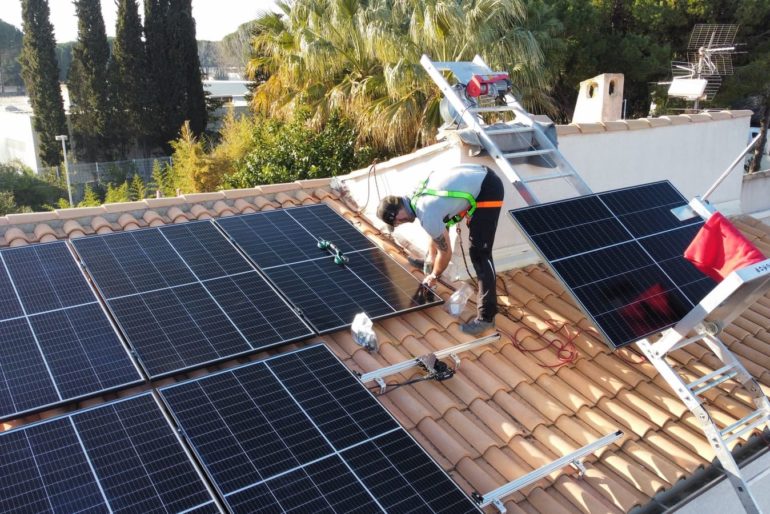 Installation panneaux solaires à la Grande Motte 34280 en Occitanie | WEARE SOLAR